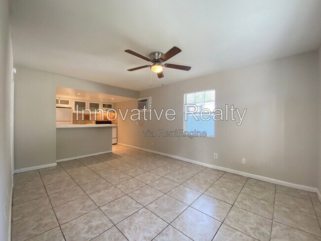Building Photo - 5107 Curry Ford Rd Unit 2