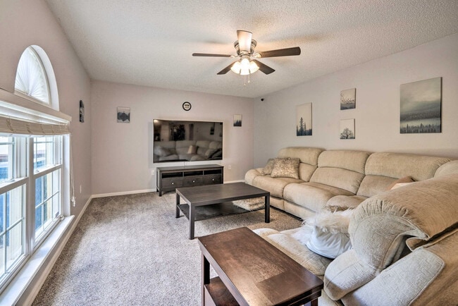 Photo - 606 Kermarah Ave Unit SI FL1-ID1603899P