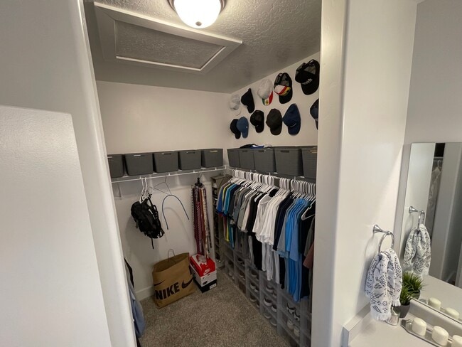 Walk-in Closet - 347 W 785 N Unit PrivateRoom1