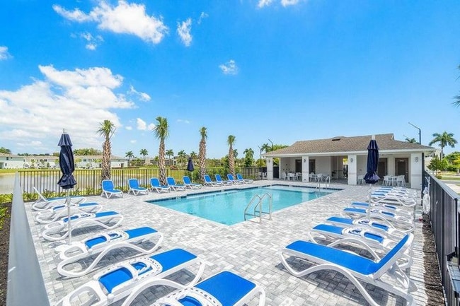 Photo - 4159 Lagoon Shore Dr