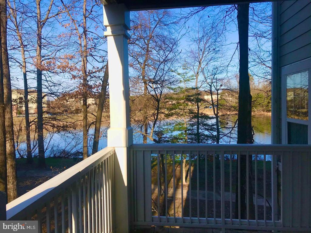 Photo - 1720 Lake Shore Crest Dr Unidad 13