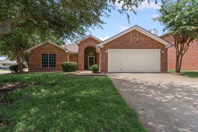 Beautiful in Burleson - JOSHUA ISD - Beautiful in Burleson - JOSHUA ISD Casa