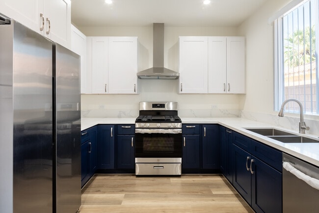 Photo - 13680 Mark Dr