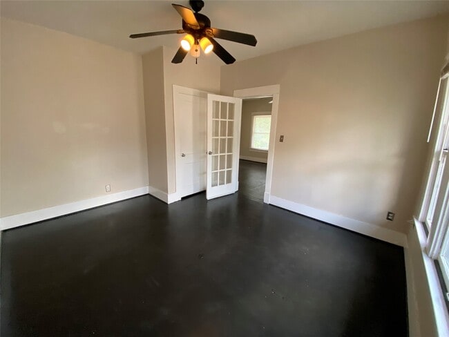 Photo - 512 Branard St