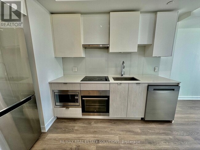 Photo - 195 Redpath Ave Unité 1211