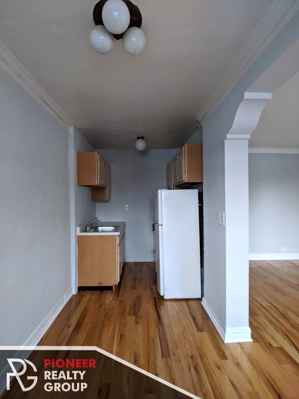 425 W Roscoe St Unit 505