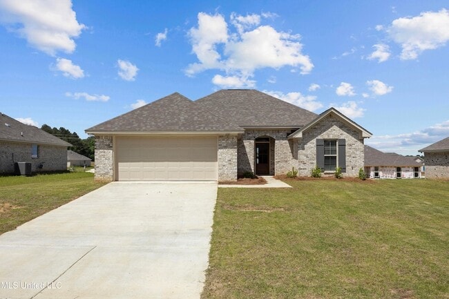 Photo - 230 Hemingway Cir