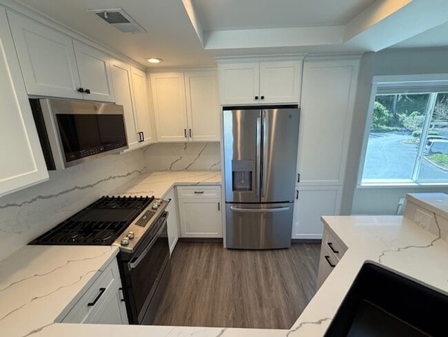 Photo - Renovated 1-Bedroom Condo with Updated Fixtures in Hercules