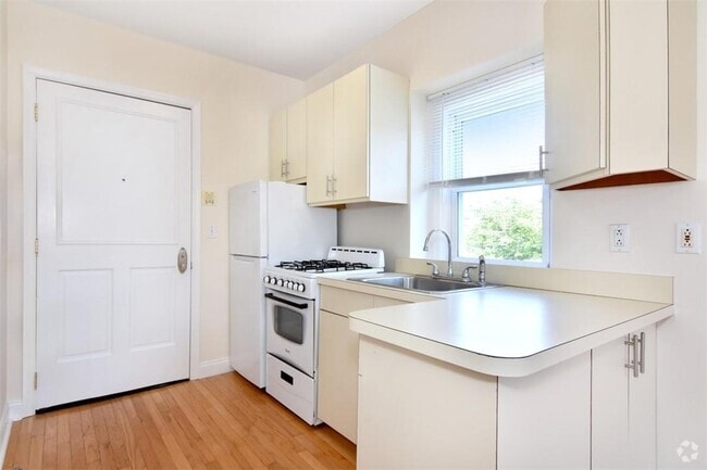 Building Photo - 106 Fourth Ave Unit A1 Rental
