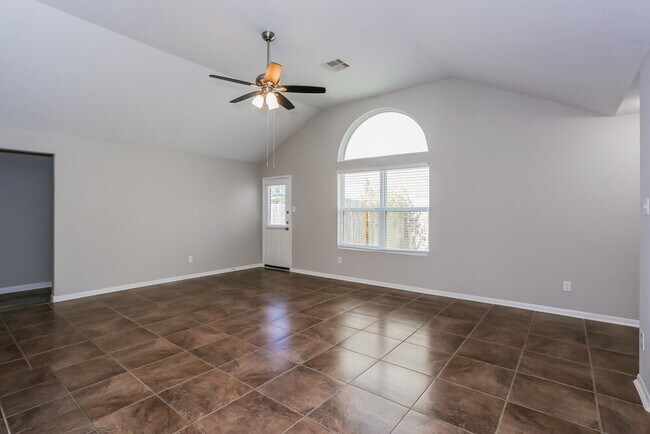 Photo - 5202 El Tigre Ln