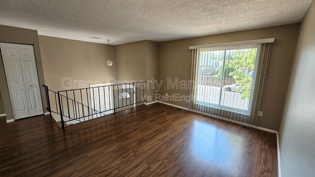 Photo - 3234 S Dudley St