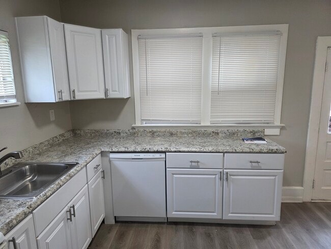 Photo - 1616 Xenia Ave Apartments Unit 1616 Xenia Ave - Lower