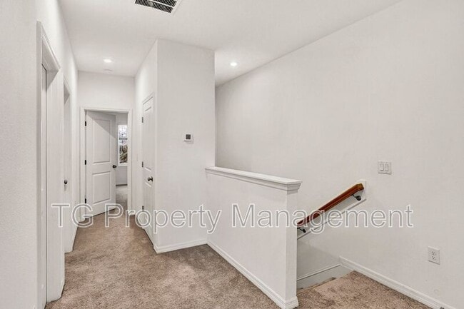 Photo - 296 Anthony Dr