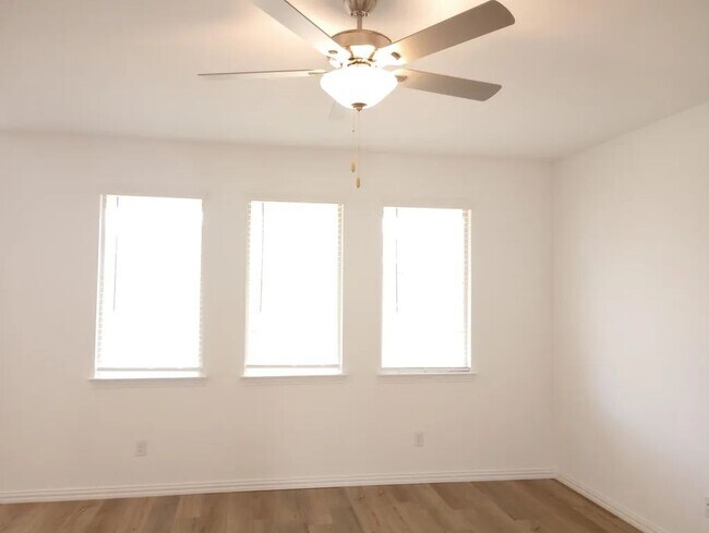 Photo - 5119 Winterberry Dr