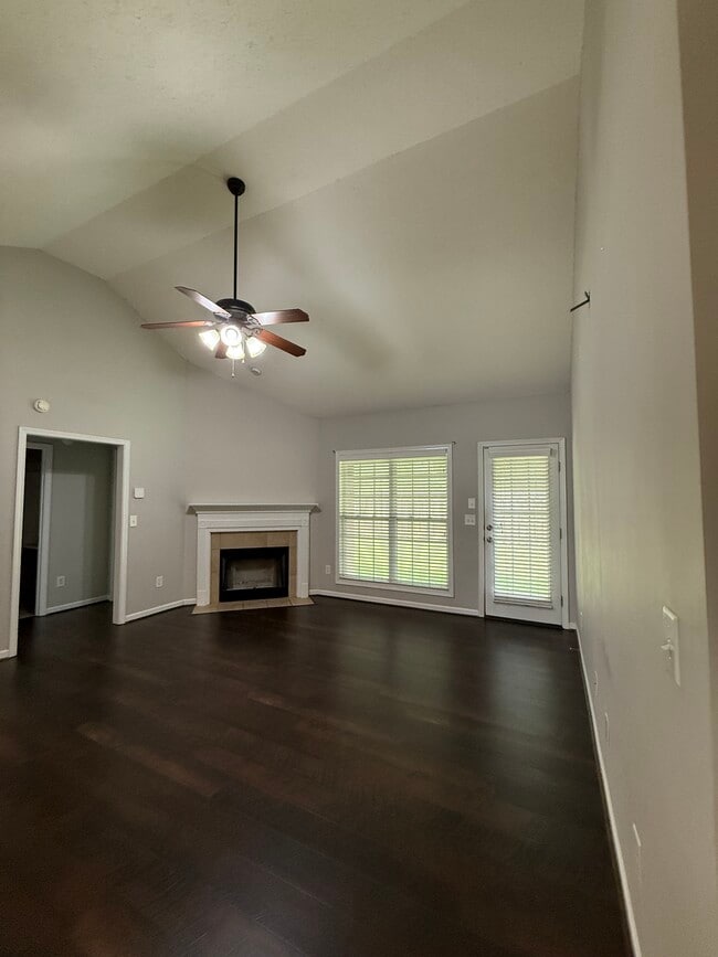 Photo - Santee Court