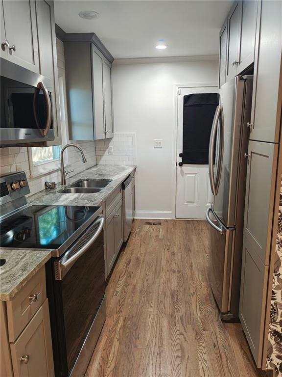 Photo - 482 Freyer Dr NE