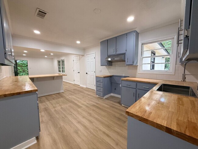 Photo - Recently Remodeled | Spacious Open Layout | Move-In Ready