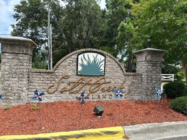 Photo - 190 Salt Landing Cir