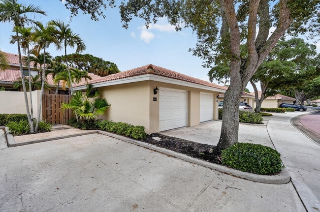Photo - 164 Old Meadow Way
