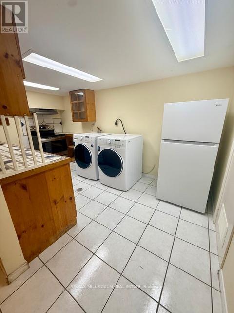 Photo - 180 Cottingham St
