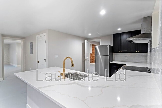 Photo - 1256 N Clarkson St Unit #9