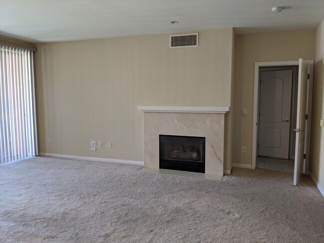 Photo - 130 E San Fernando St Unidad 507