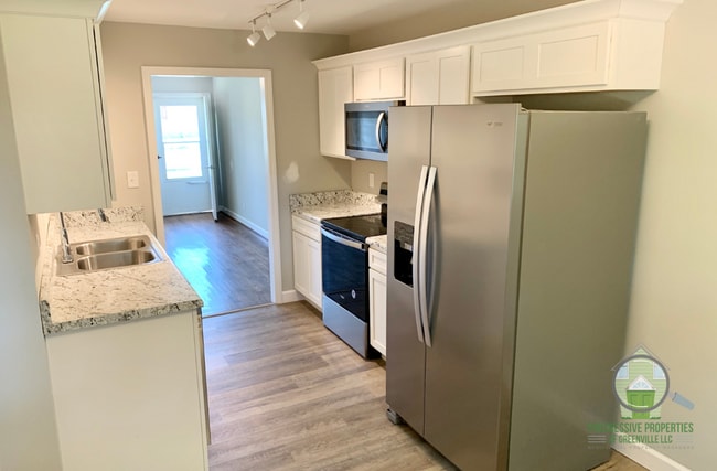 Photo - 201 Oakland Ave