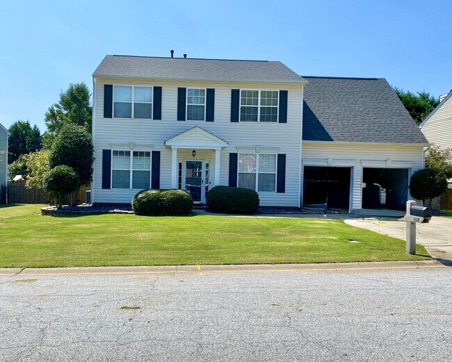 Photo - 107 Whixley Ln