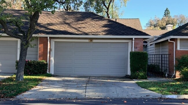 Photo - Charming, 2BD/2BA, Single-Story TH in Crow Canyon Country Club in Danville- Available NOW!