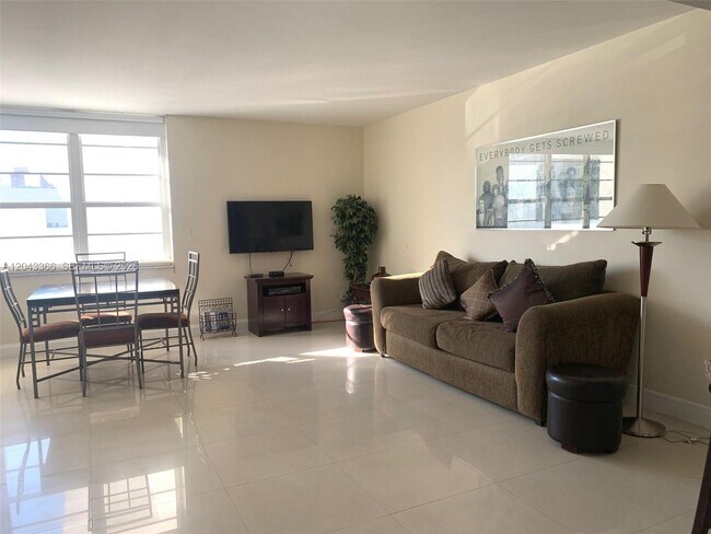 Photo - 100 Lincoln Rd Unit 316