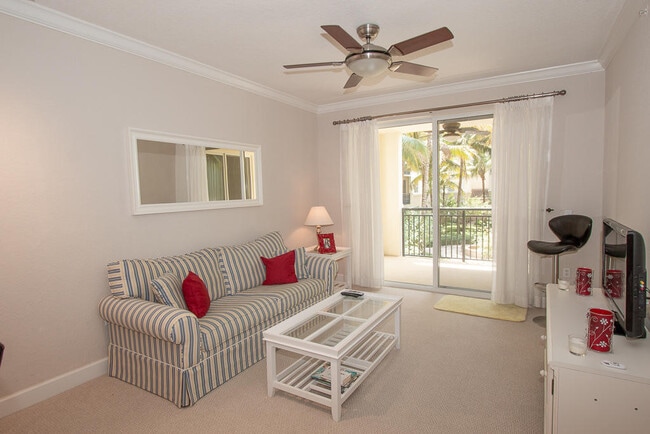 Photo - 1 Renaissance Way Unidad 216