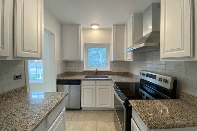 Photo - 2608 Bennett Ave Unit 3W