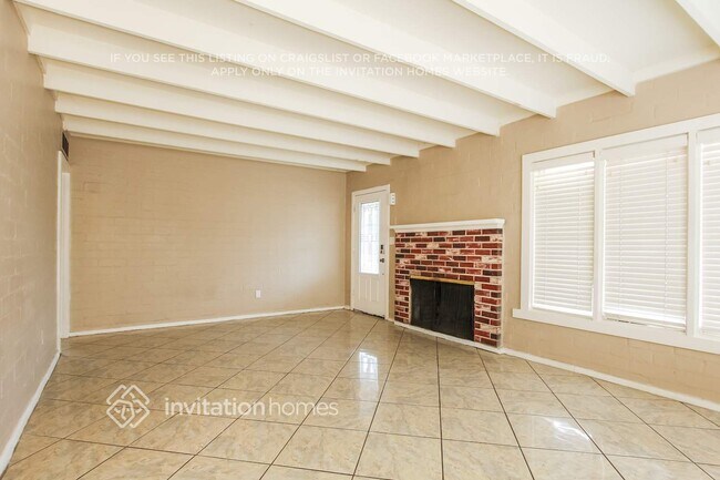 Photo - 1046 E Indianola Ave