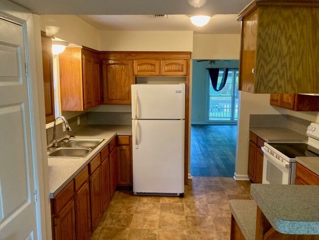 Photo - 103 Trout Ave