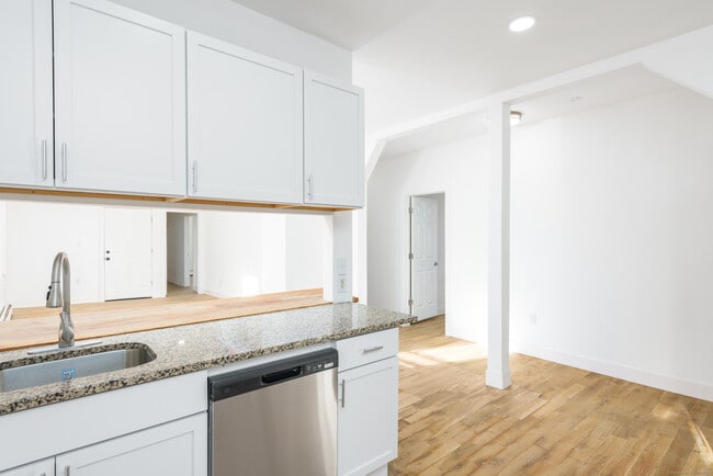 517 Winchester Ave Unidad 2