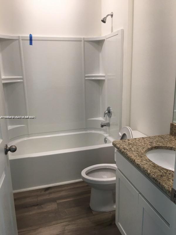 Photo - 2240 SW Lawrence St