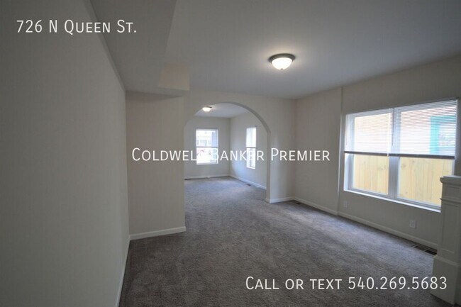 Photo - 726 N Queen St