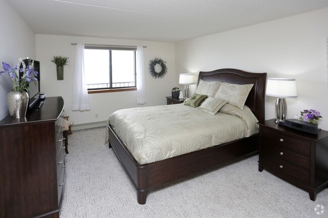 Baypoint Estates