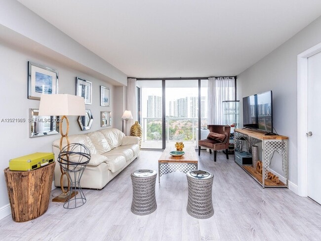 Photo - 3701 N Country Club Dr Unit 1002