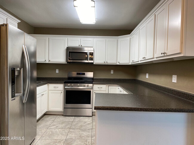 Photo - 2837 N 24th Pl