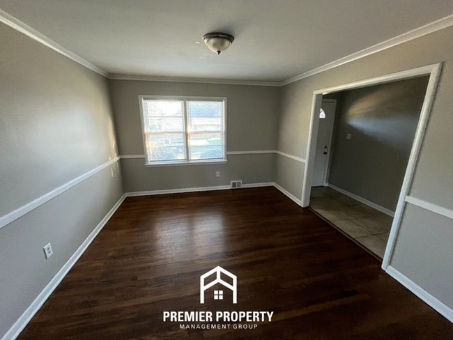 Photo - 1624 Nellie Rd