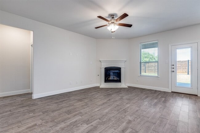 Photo - 10909 Los Alamos Dr