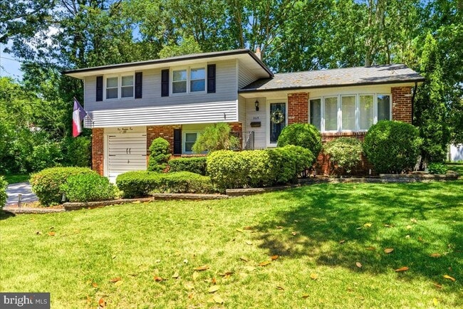 Photo - 205 Euclid Ave