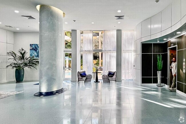 Photo - 18800 NE 29th Ave Unit 630