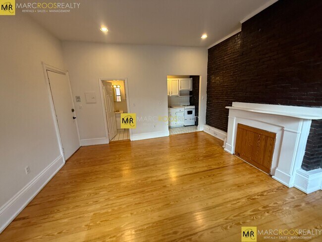 Photo - 672 Tremont St Unit 2R