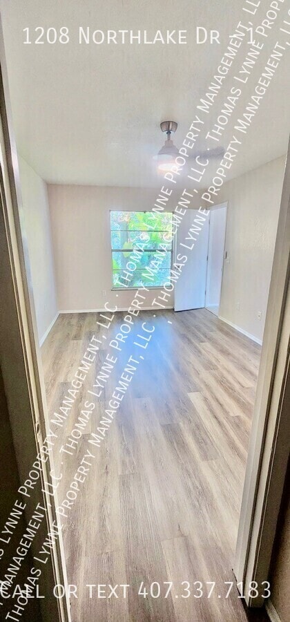 Photo - 1208 Northlake Dr