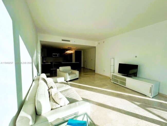 Photo - 68 SE 6th St