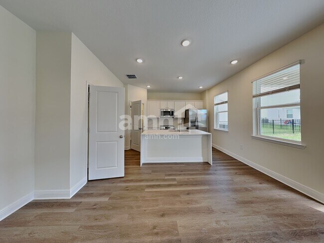 Photo - 5939 Sycamore Pl St