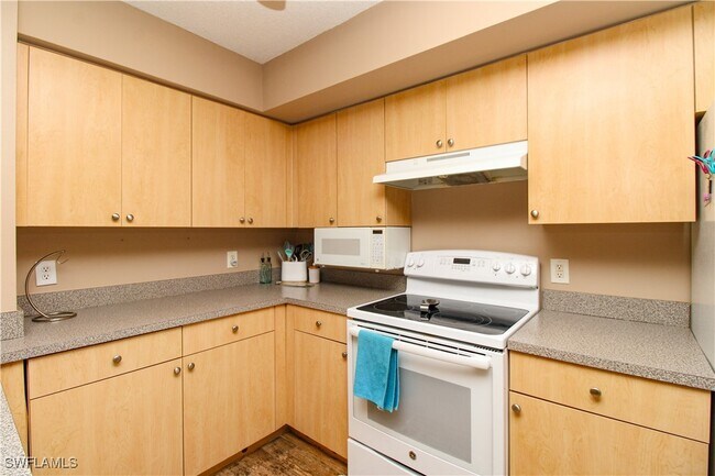 Photo - 8659 River Homes Lane Unidad 1108