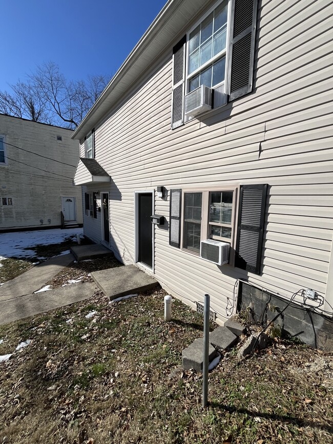 Photo - 119 S 8th St